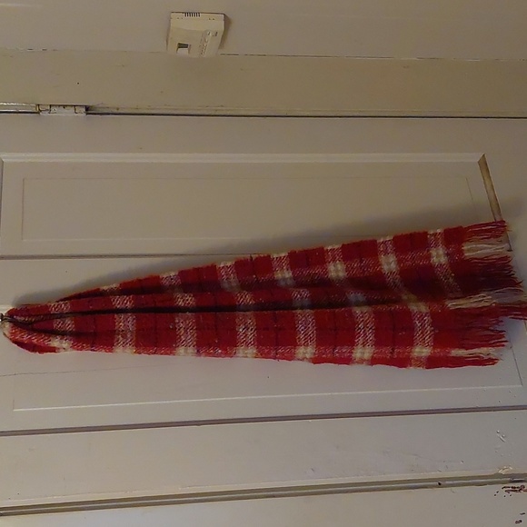 Vintage Burberry Scarf - Picture 10 of 14